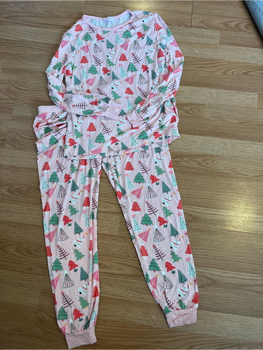 Pink Lily Pink Holiday Tree Print Women’s Pajama Set